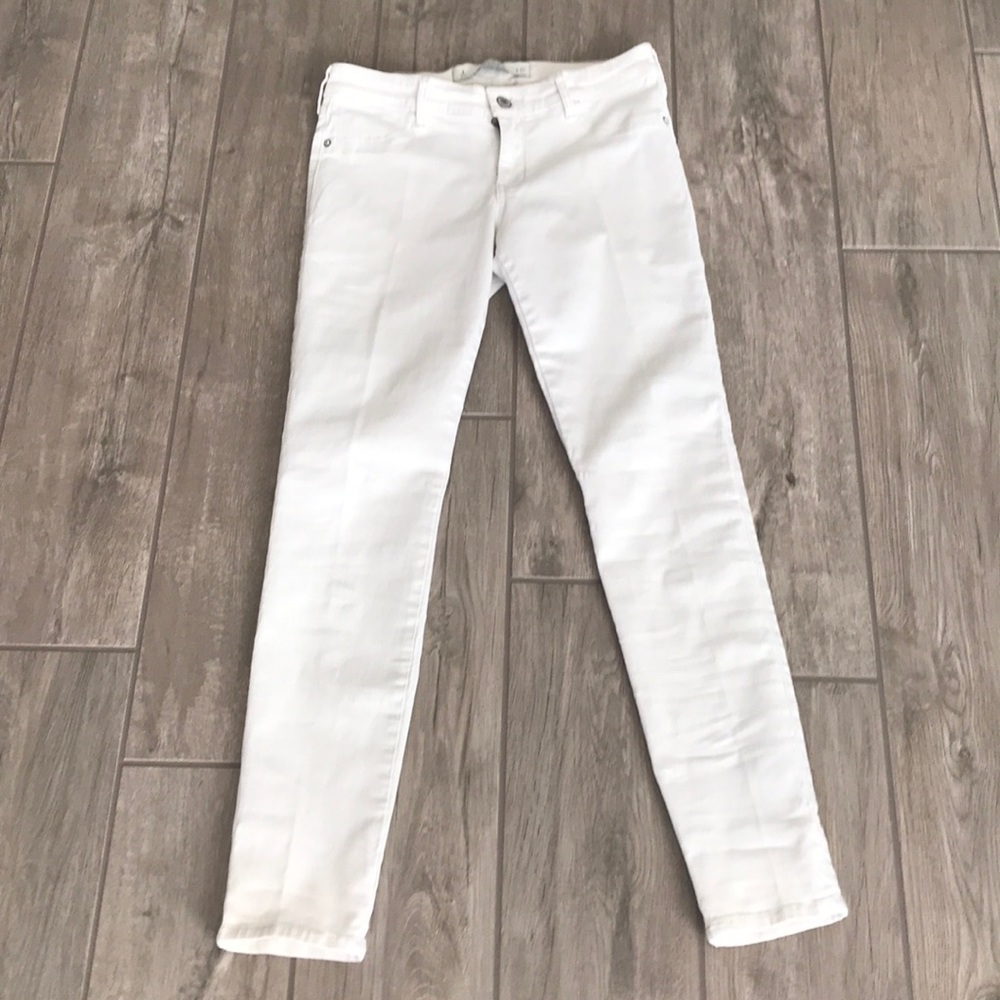 Abercrombie and Fitch Skinny pants. - Picture 3 of 8